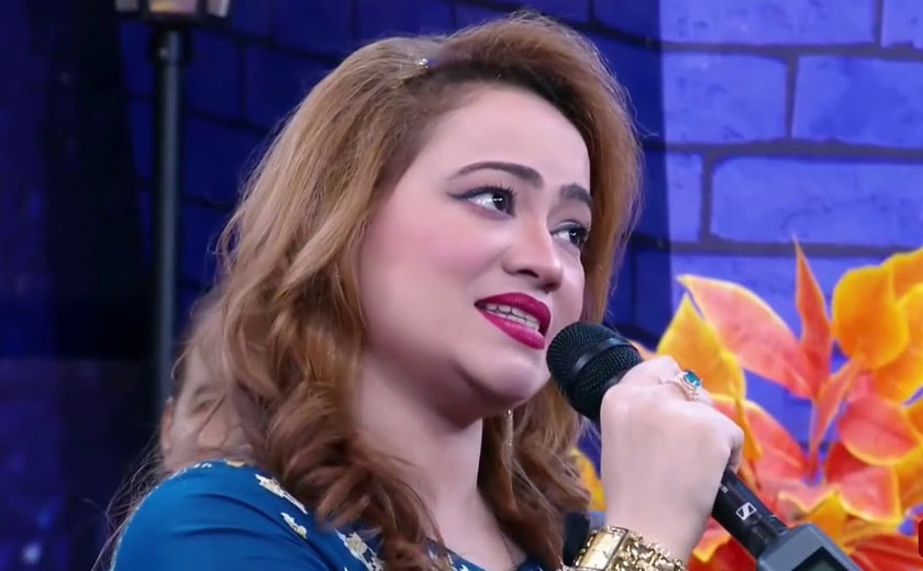 sarwat-singer-2
